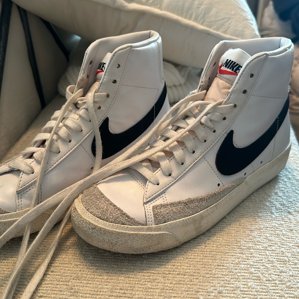 Nike Blazer Mid '77